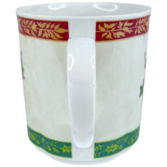 Villeroy & Boch Festive Memories Mug Topiary House And Garden Collection Holly - Picture 5 of 8